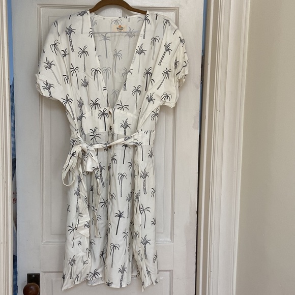 Marine Layer Camila Mini Dress in White Palm Print XL - Picture 2 of 3
